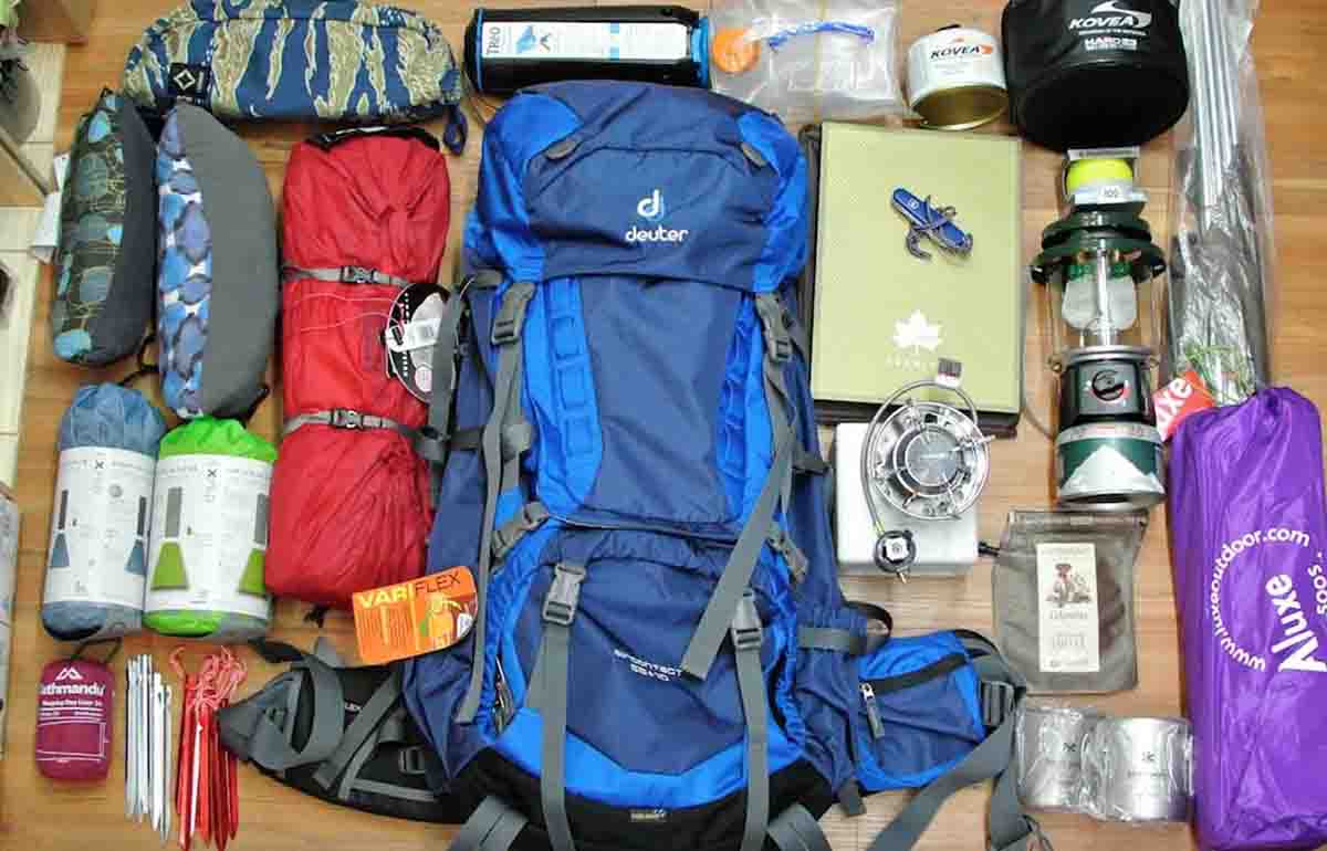 perlengkapan_camping_kemah