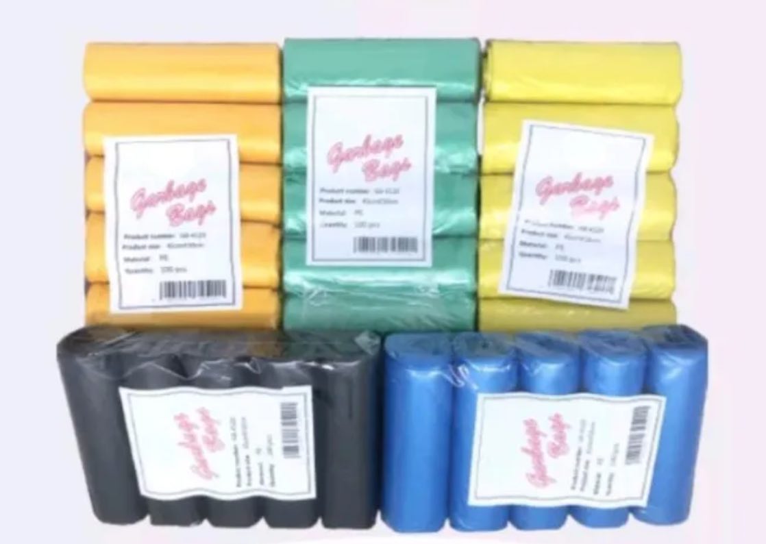 perlengkapan_camping_plastik_sampah